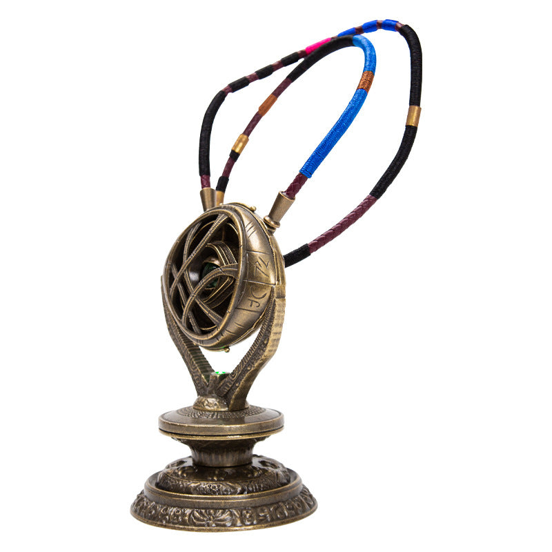 Movie reunion Doctor Strange necklace ago motorcycle eye unlimited rough stone Time gem hand-made model peripheral